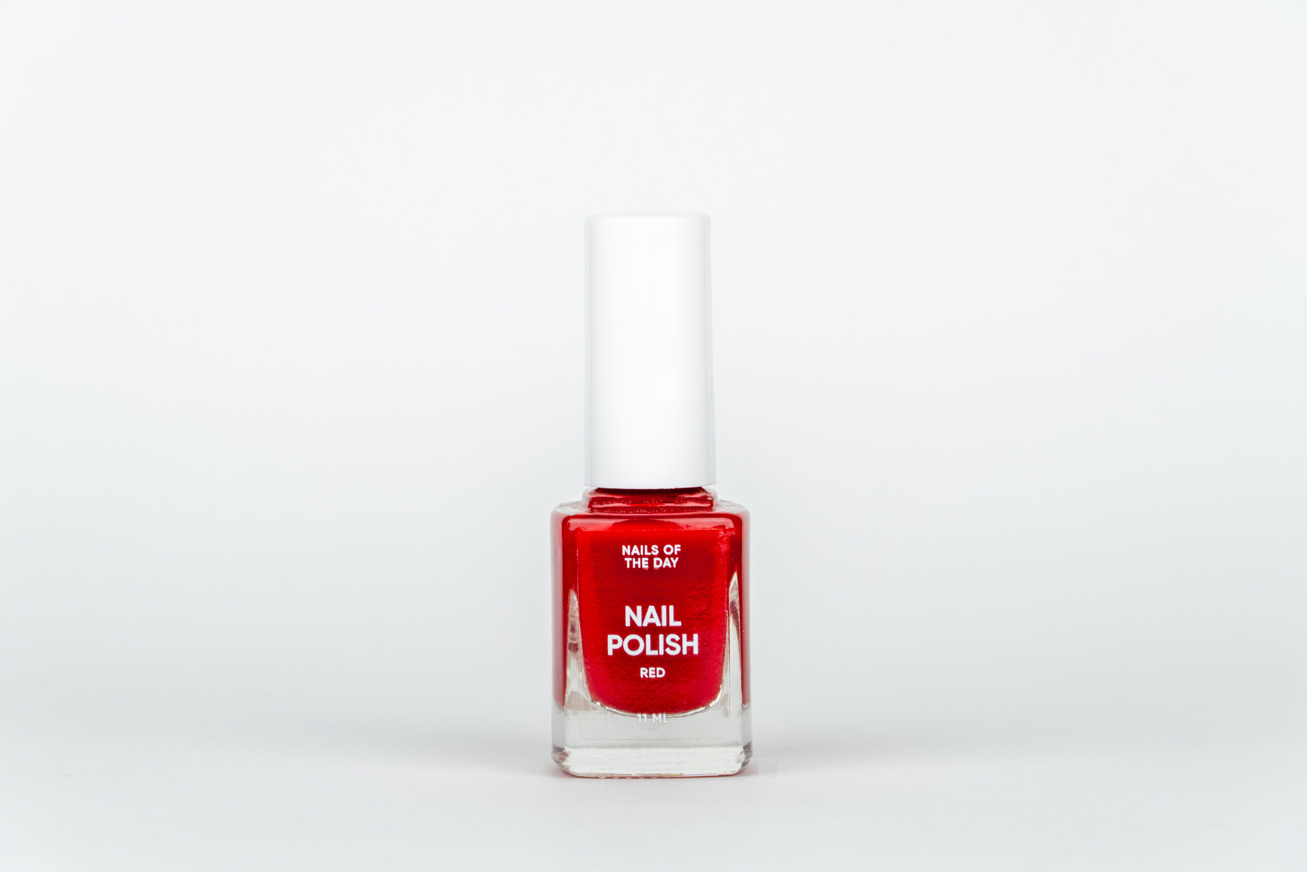 NPR0020 Nailsoftheday Nail Polish Red (ΑΠΛΟ ΜΑΝΌ) 11ml - Image 1